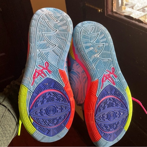 Nike size 3Y - Picture 2 of 2